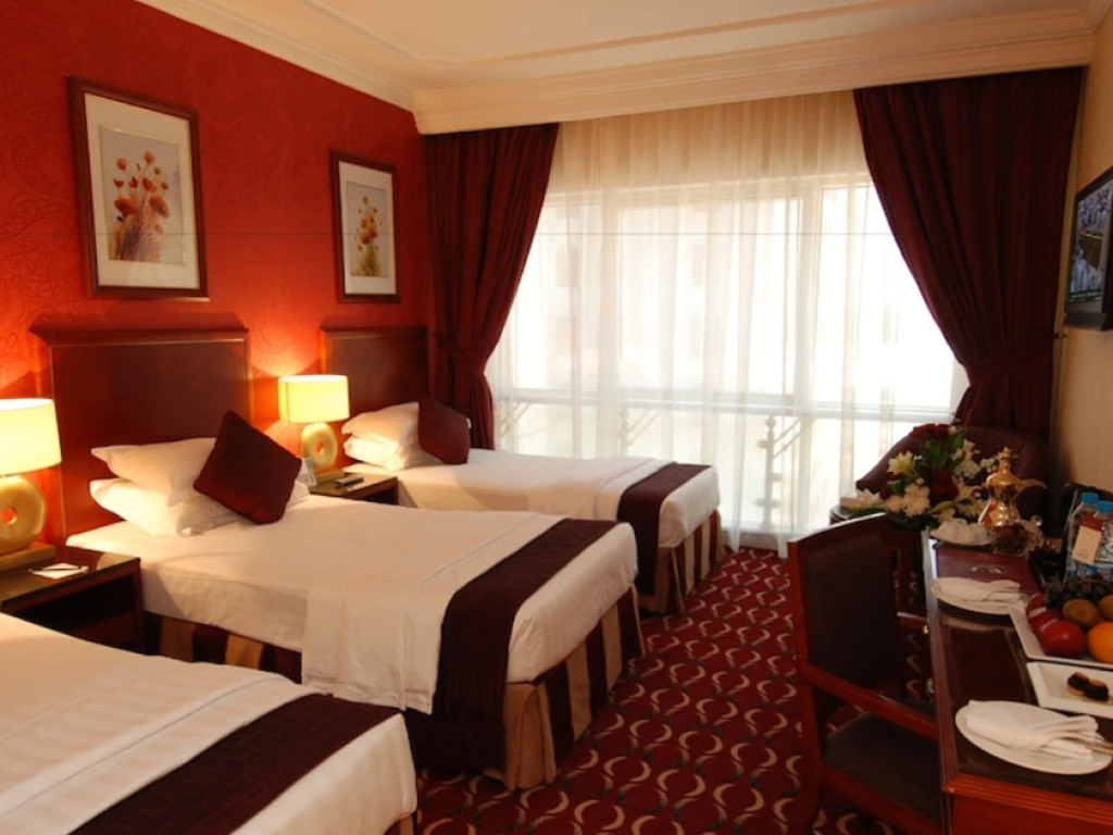 Quad Room Al Rawda Royal Inn