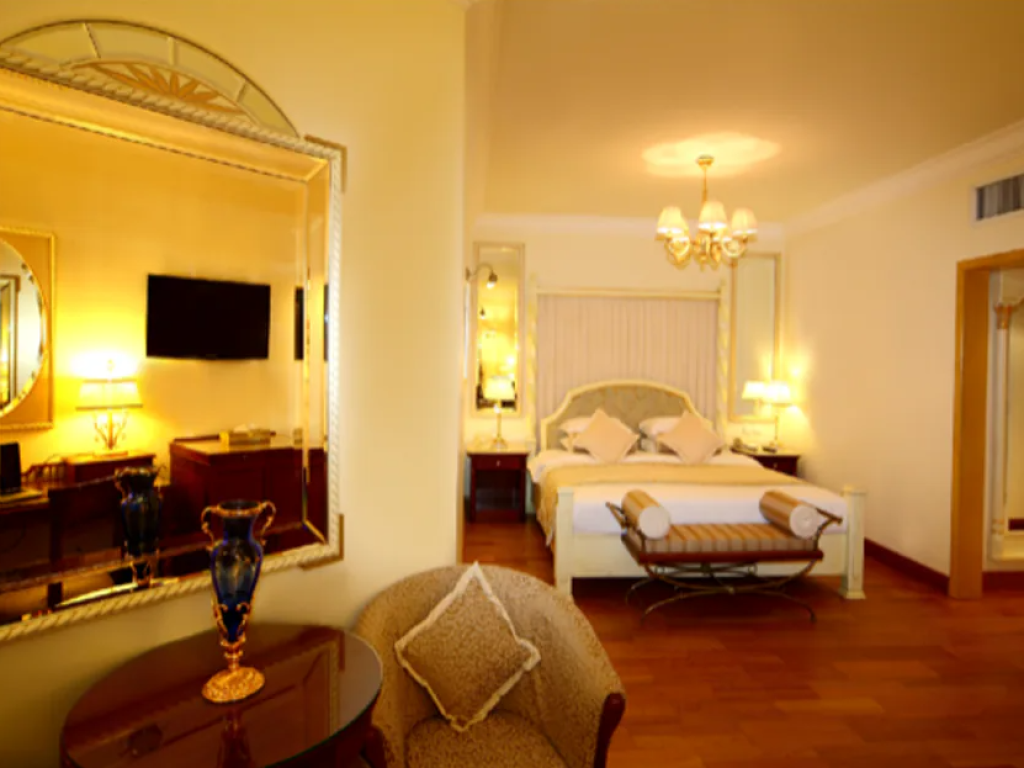 Executive Suite The Oberoi Madina