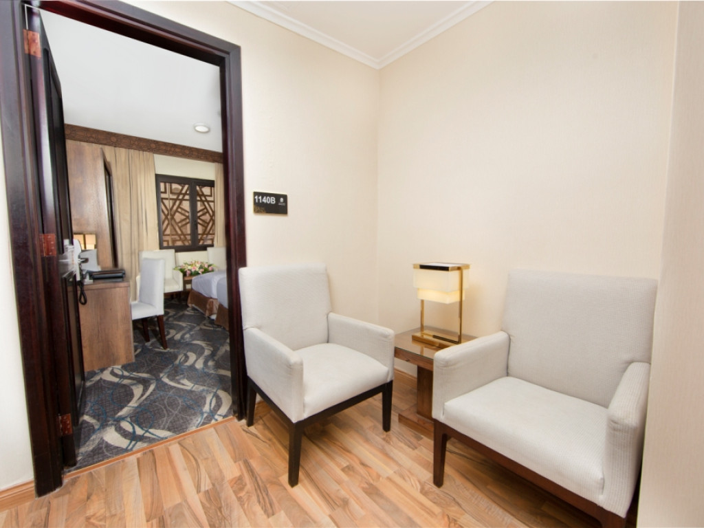 Sitting Room Premium Junior Suite 2 Dallah Taibah