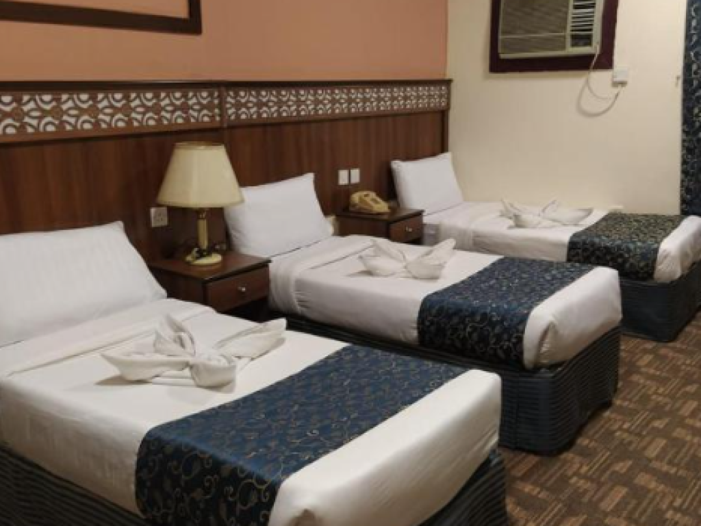 Standard Triple Room Manasik Al Hijra