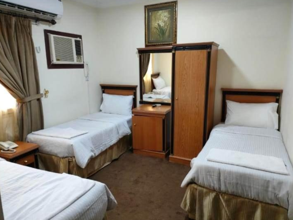 Triple room rawdat al khalil