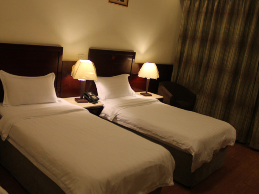 Double Room Hotel Jawharat Al Rasheed