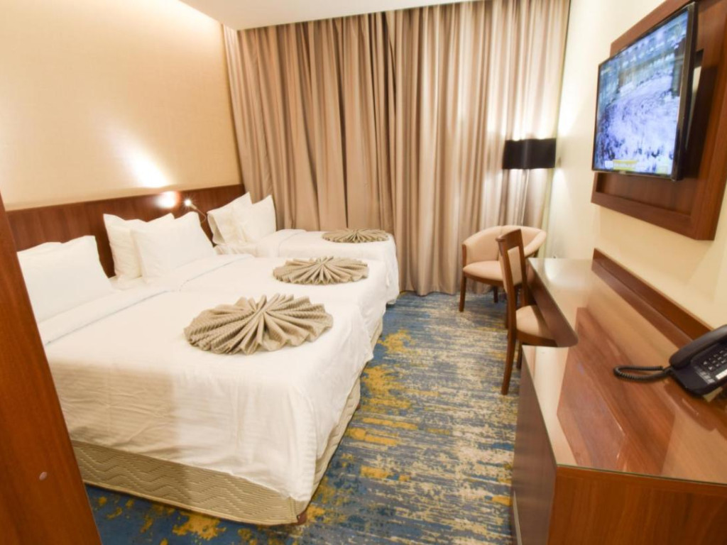 Triple Room Emaar Elite Hotel Makkah