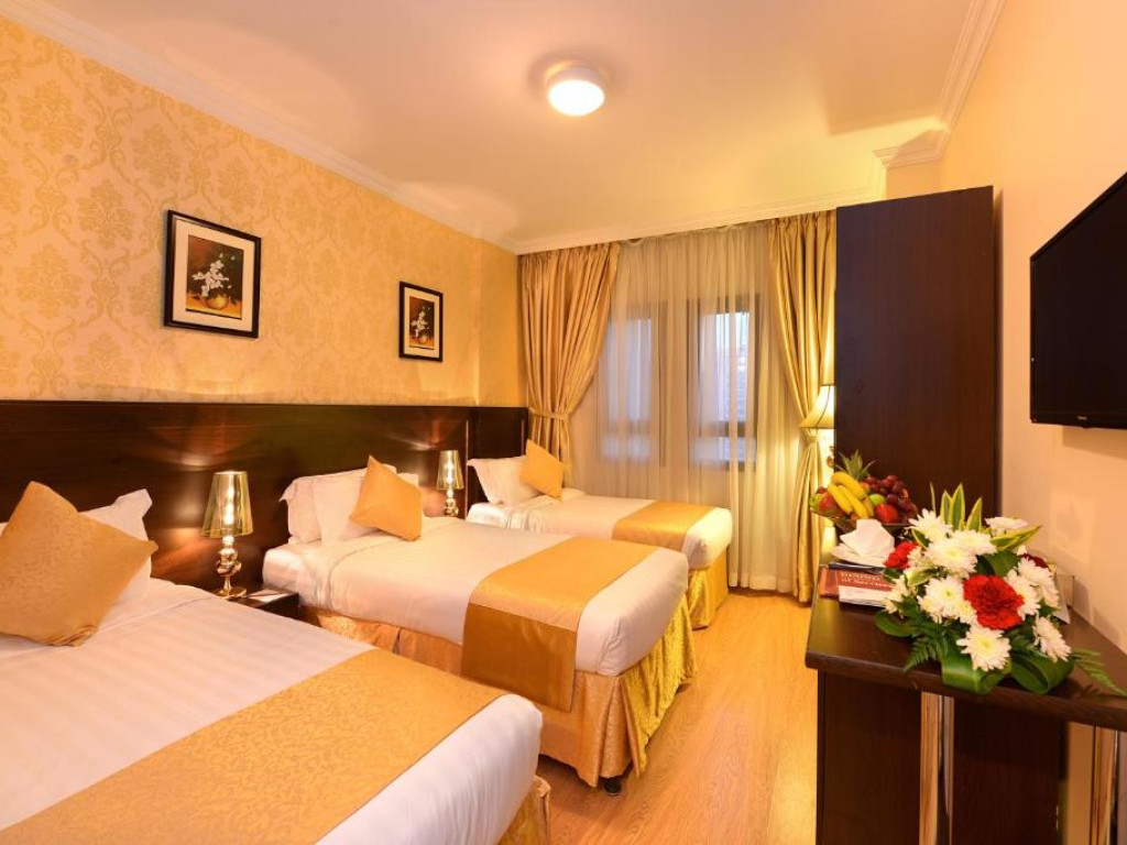 Triple room