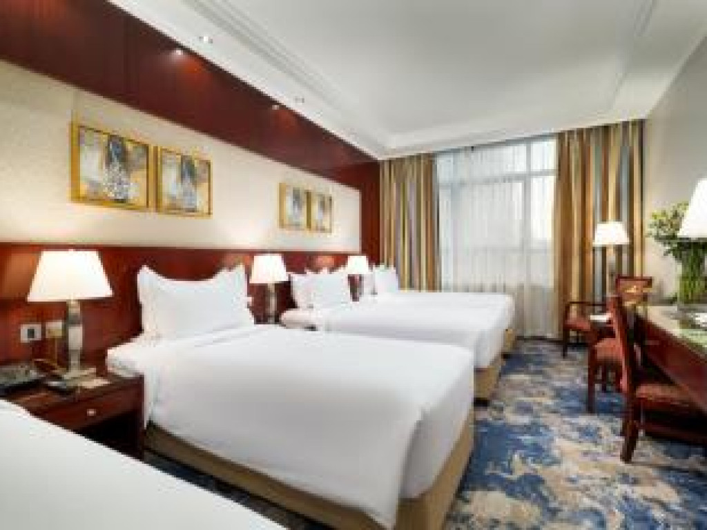 Quad room
