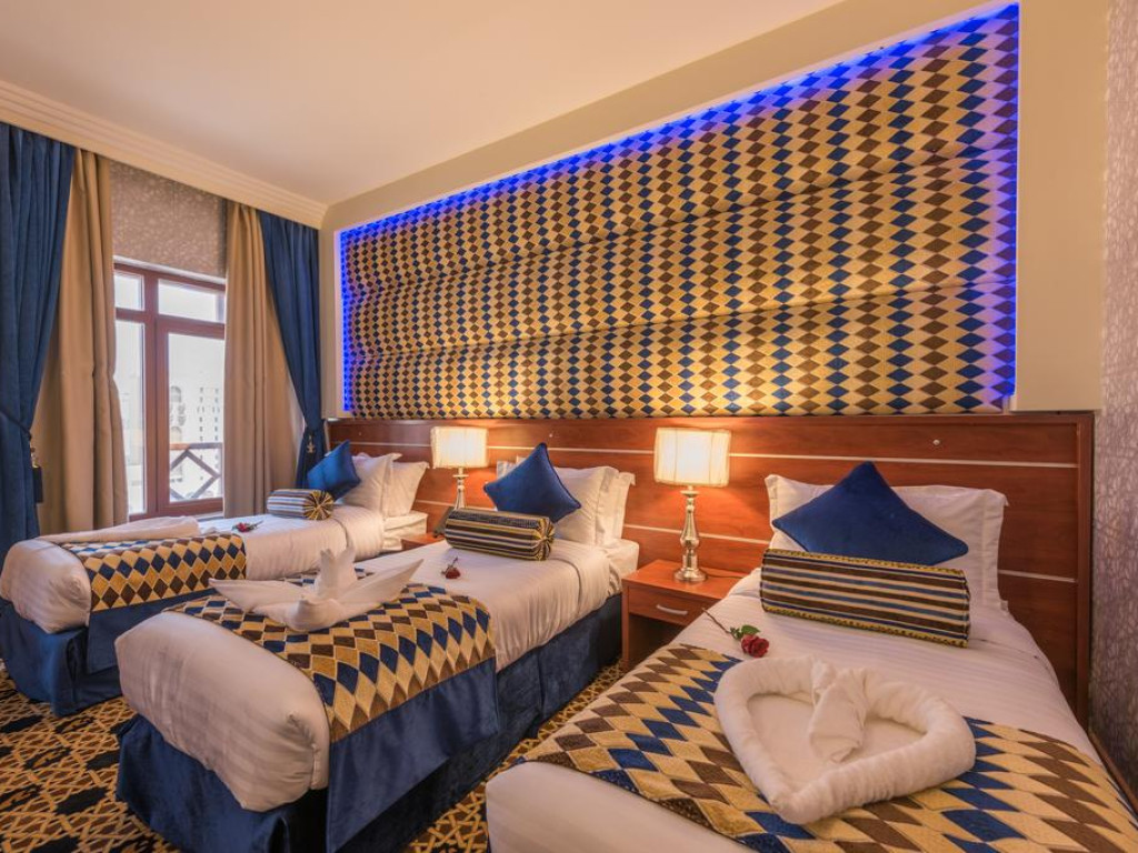 Triple room