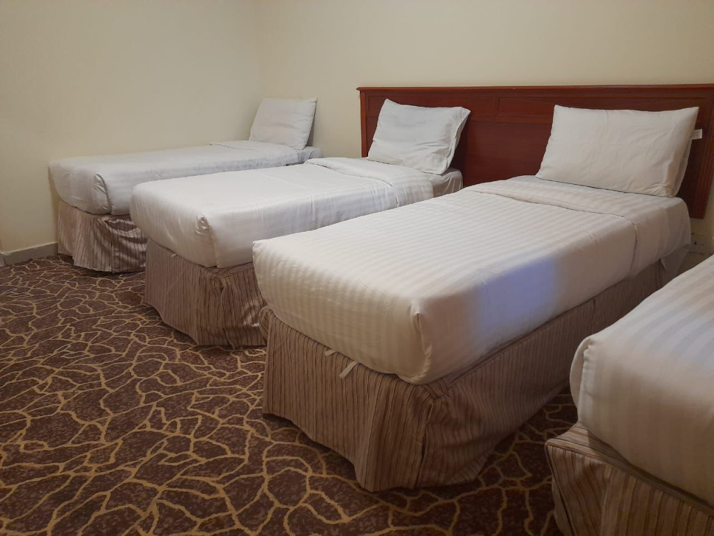 Quad room