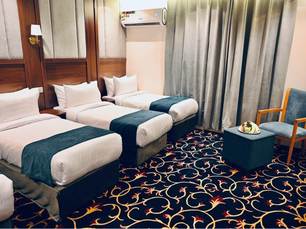 Triple room