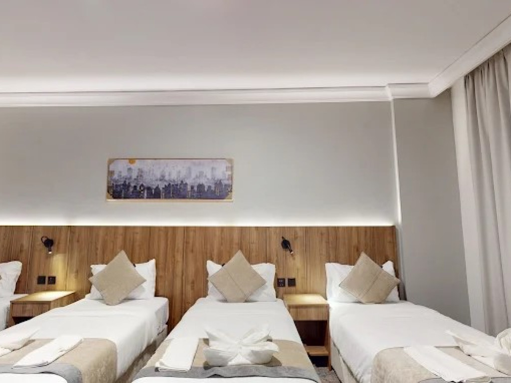 Quad room