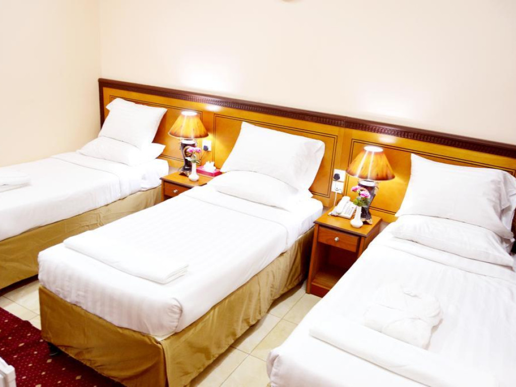 Triple room