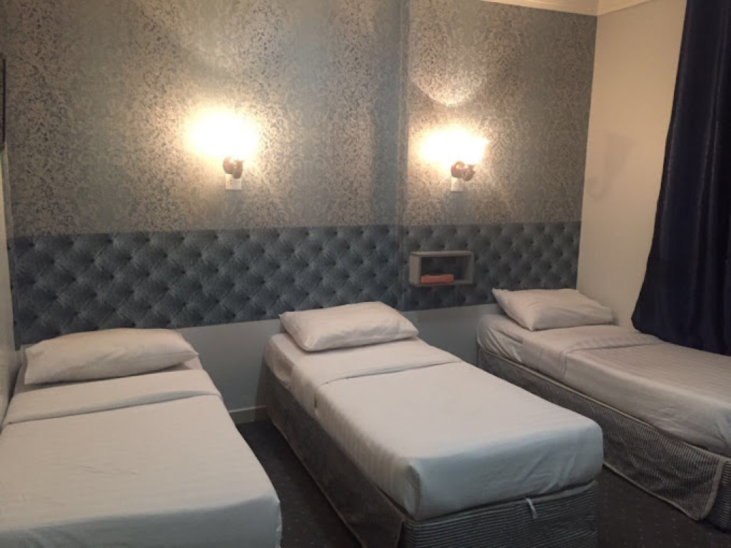 Triple room