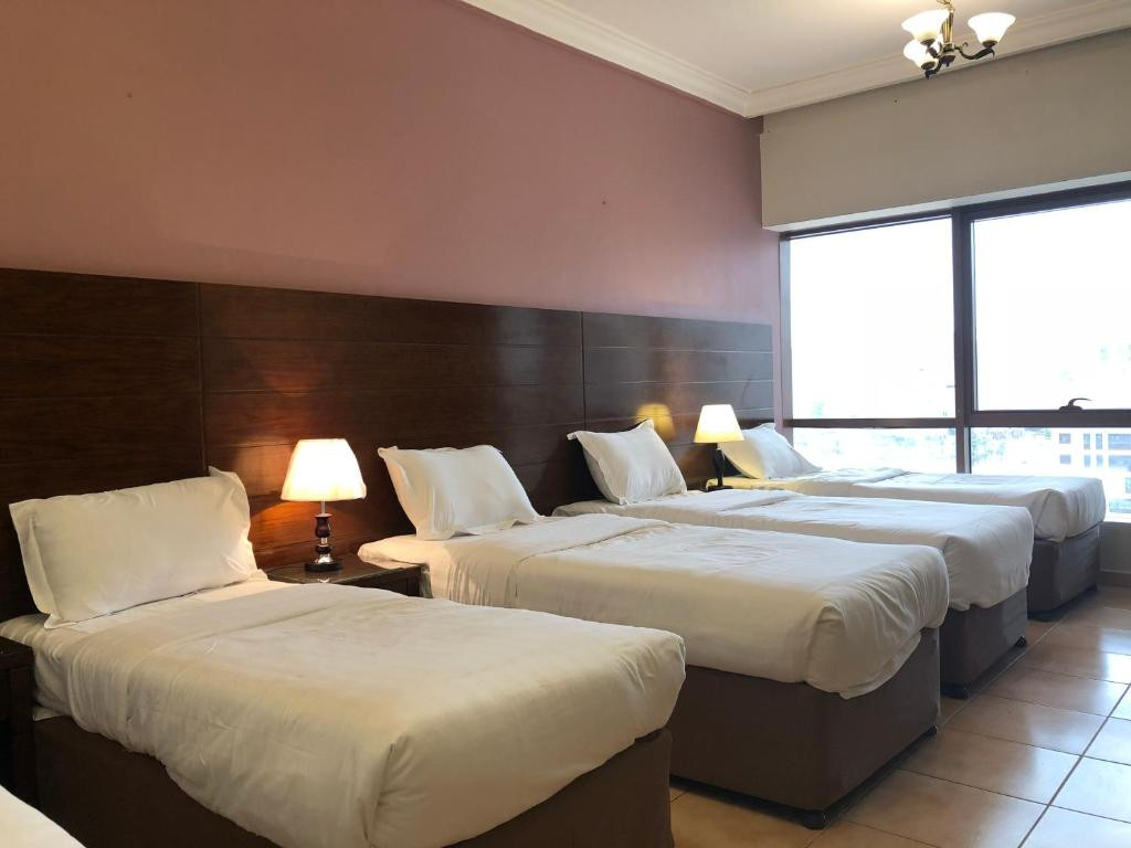 Quad room