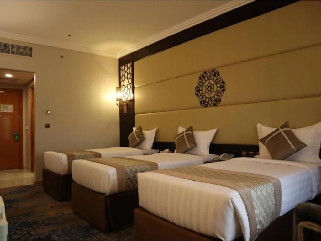 Triple room