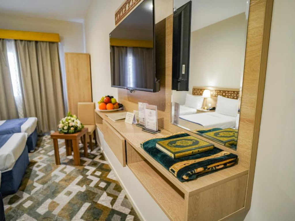 Triple room
