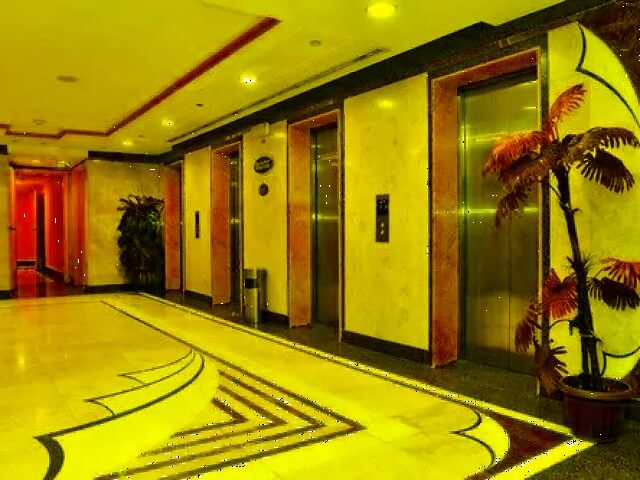lobby mubarak silver
