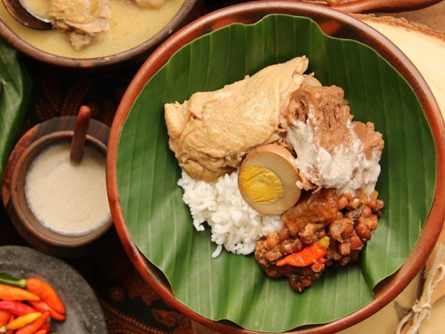 Indonesian Food Box