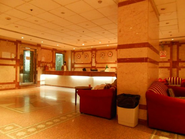 lobby durrat al andalus